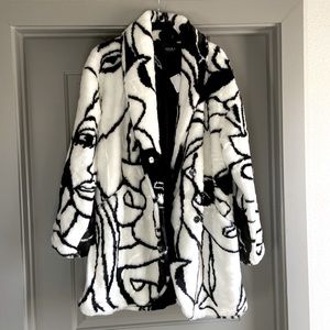 Faces coat